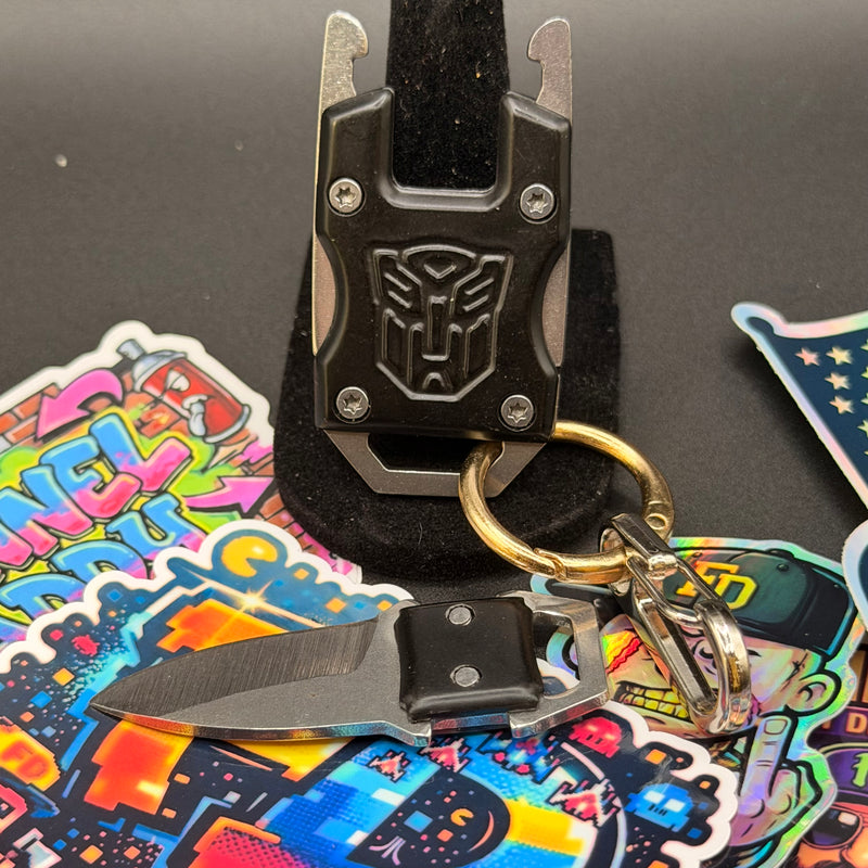Hero Tool mini keychain utility knife — product view