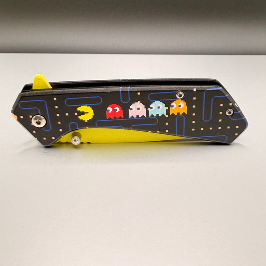 FLANNEL DADDY "WAKA-WAKA" POWER PELLET FLIP KNIFE