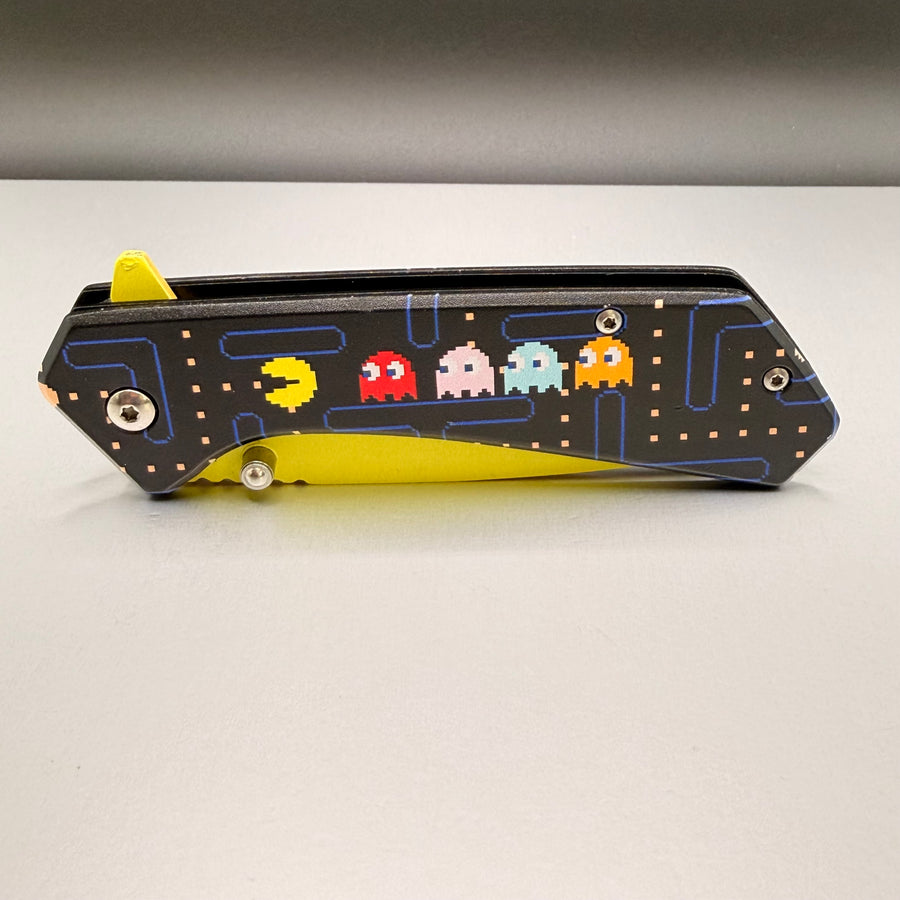 Waka-Waka retro pocket knife by Flannel Daddy Loot