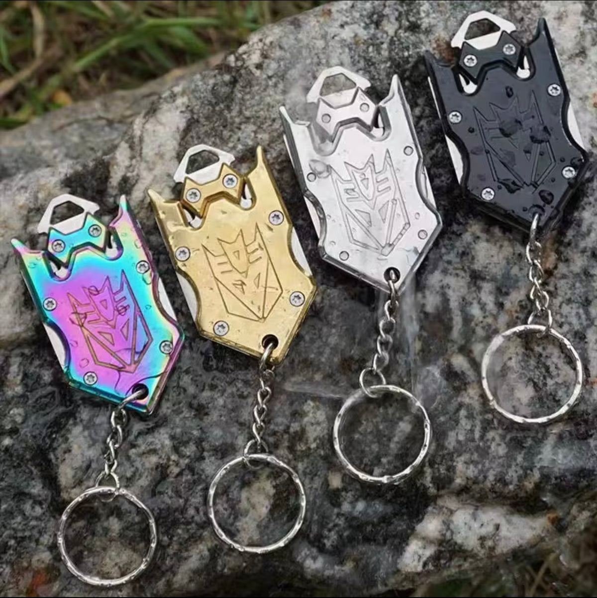 Decepti-Tool mini keychain utility knife — open view