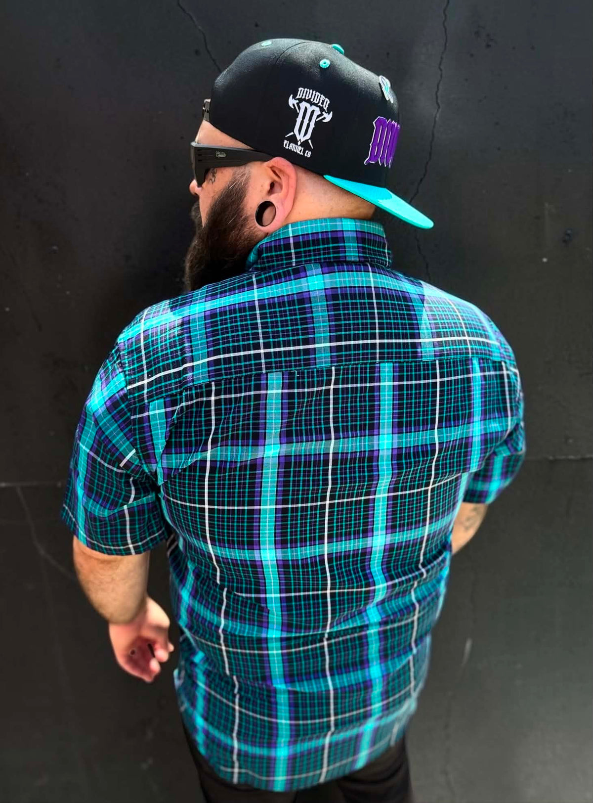 Men’s YANA bamboo short sleeve shirt back view